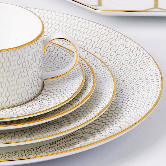 Plato Llano Wedgwood 28 cm